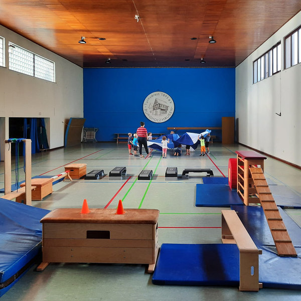 TV Burgholzhausen Kinderturnen TV Burgholzhausen Kinderturnen Halle